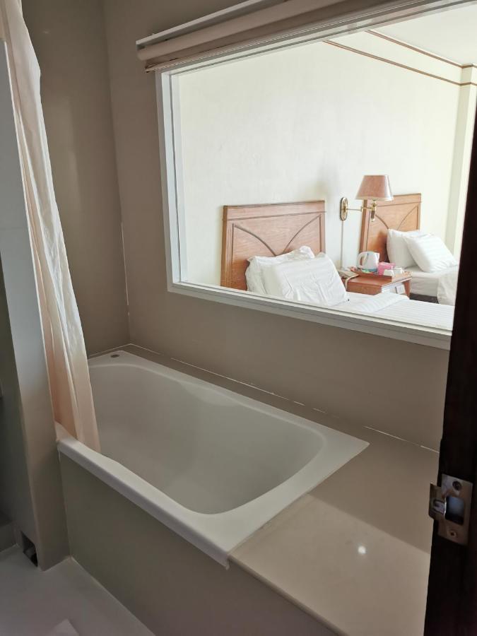 Hotel Morakot Twin Chumphon Exteriér fotografie