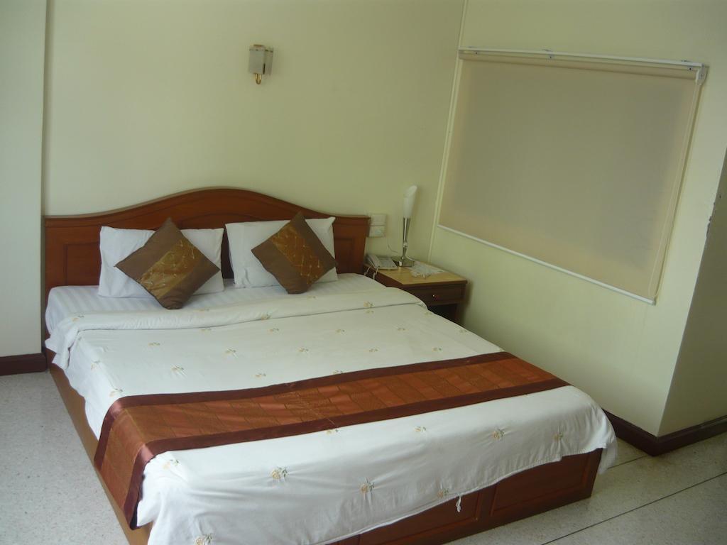 Hotel Morakot Twin Chumphon Exteriér fotografie