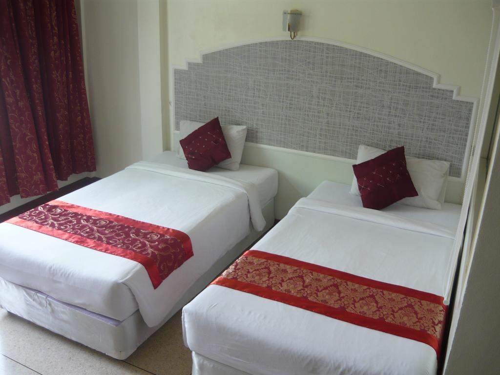 Hotel Morakot Twin Chumphon Pokoj fotografie