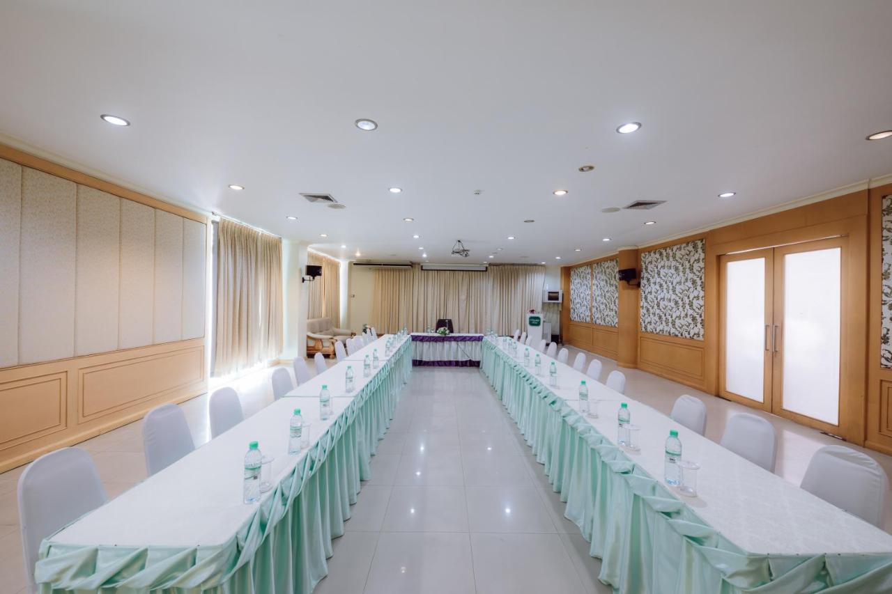 Hotel Morakot Twin Chumphon Exteriér fotografie